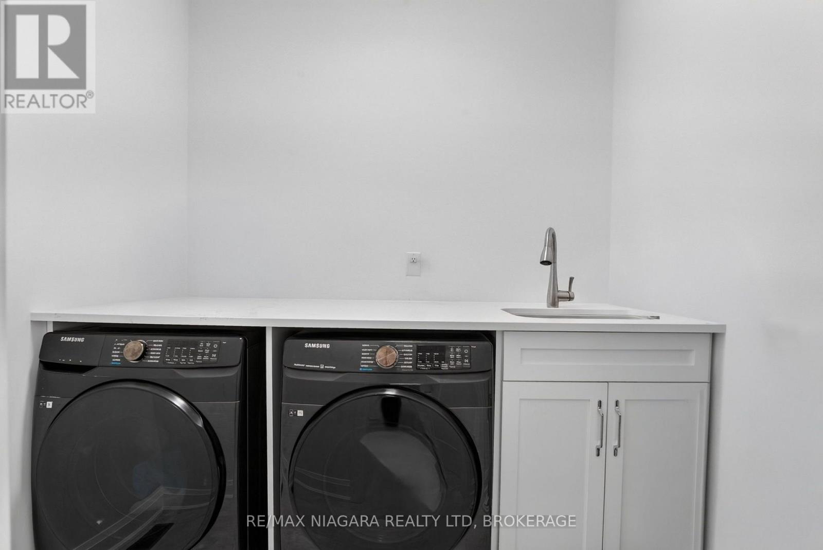 16 Mills Lane, Niagara-On-The-Lake, Ontario  L0S 1J0 - Photo 31 - X13825436