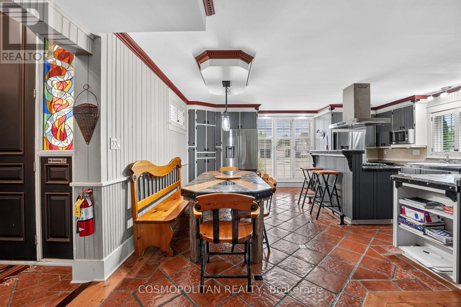 1426 Niagara Stone Road, Niagara-On-The-Lake, Ontario  L0S 1T0 - Photo 12 - X13825540