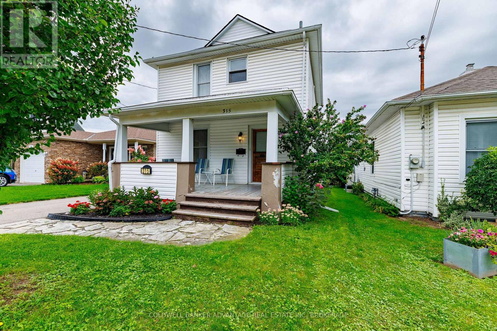 315 Aqueduct Street, Welland, Ontario  L3C 3J2 - Photo 2 - X13826640
