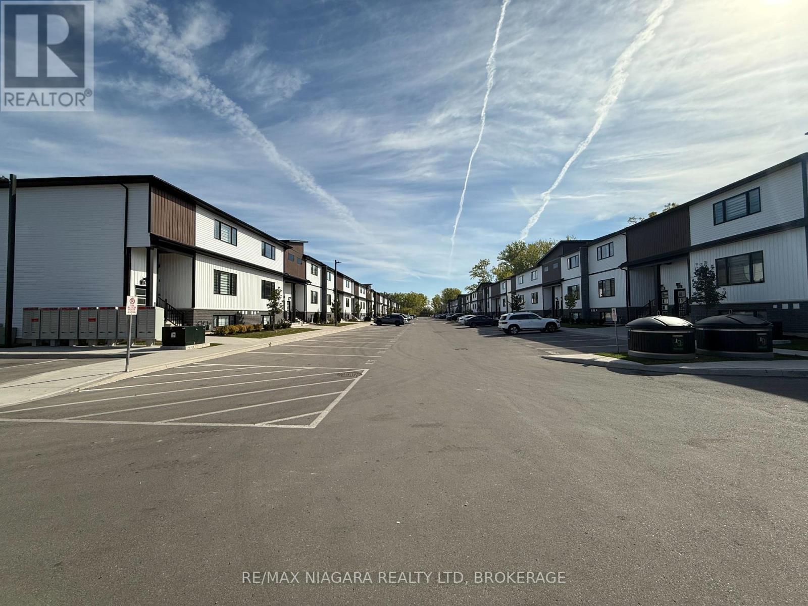 824 - 4263 FOURTH AVENUE, Niagara Falls, Ontario