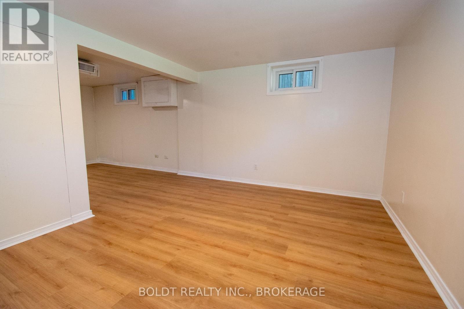 25 Elm Ridge Drive, St. Catharines, Ontario  L2T 2A7 - Photo 26 - X13827950