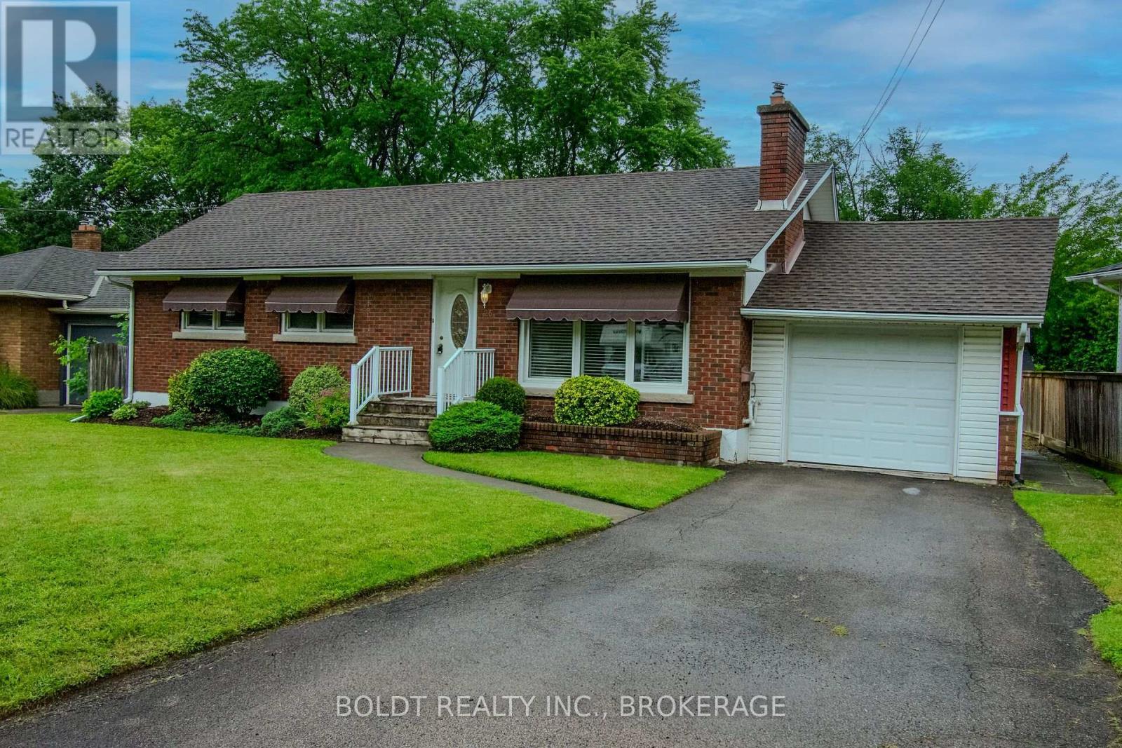25 Elm Ridge Drive, St. Catharines, Ontario  L2T 2A7 - Photo 32 - X13827950
