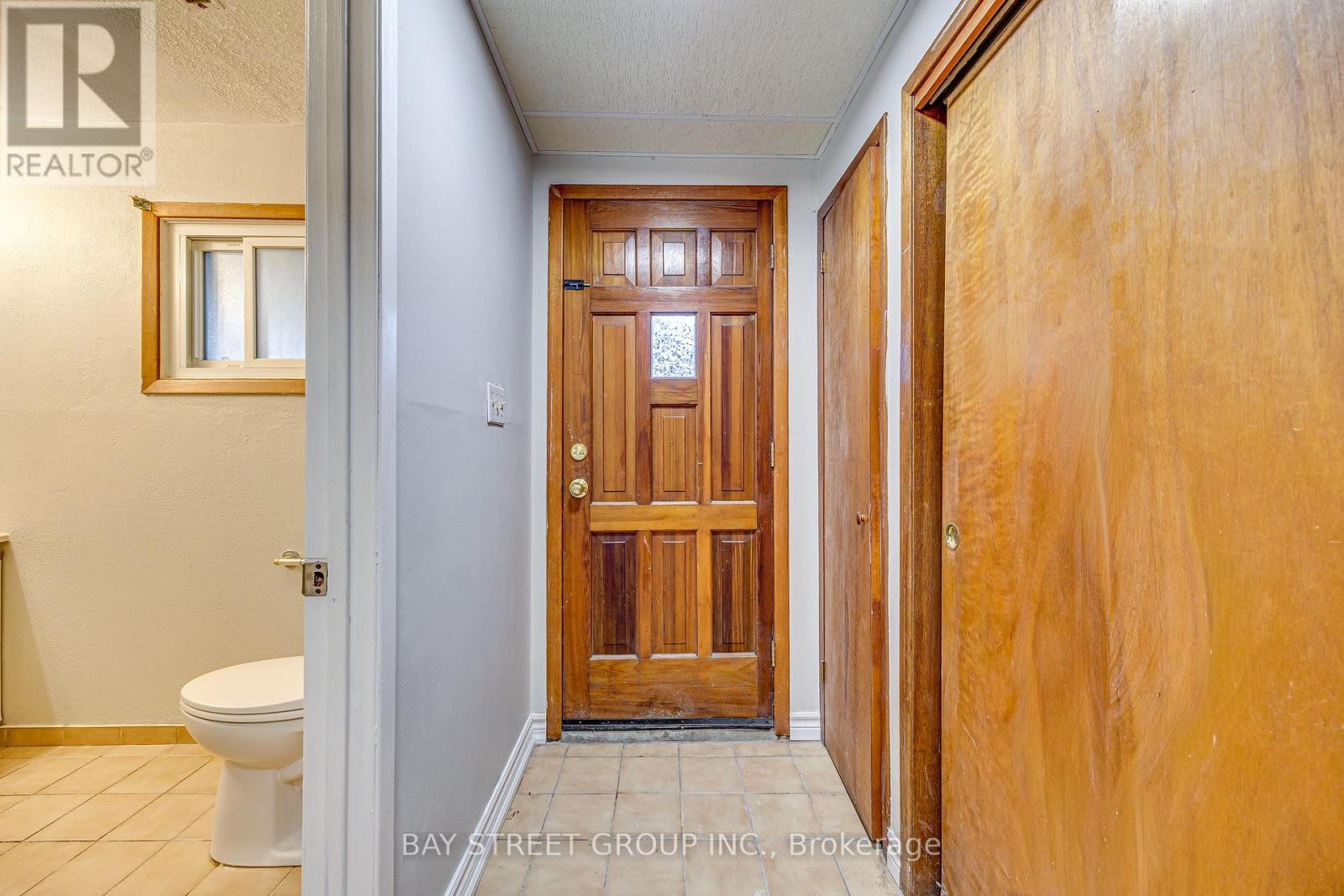 110 St. David's Road, St. Catharines, Ontario  L2T 1P9 - Photo 10 - X13828242