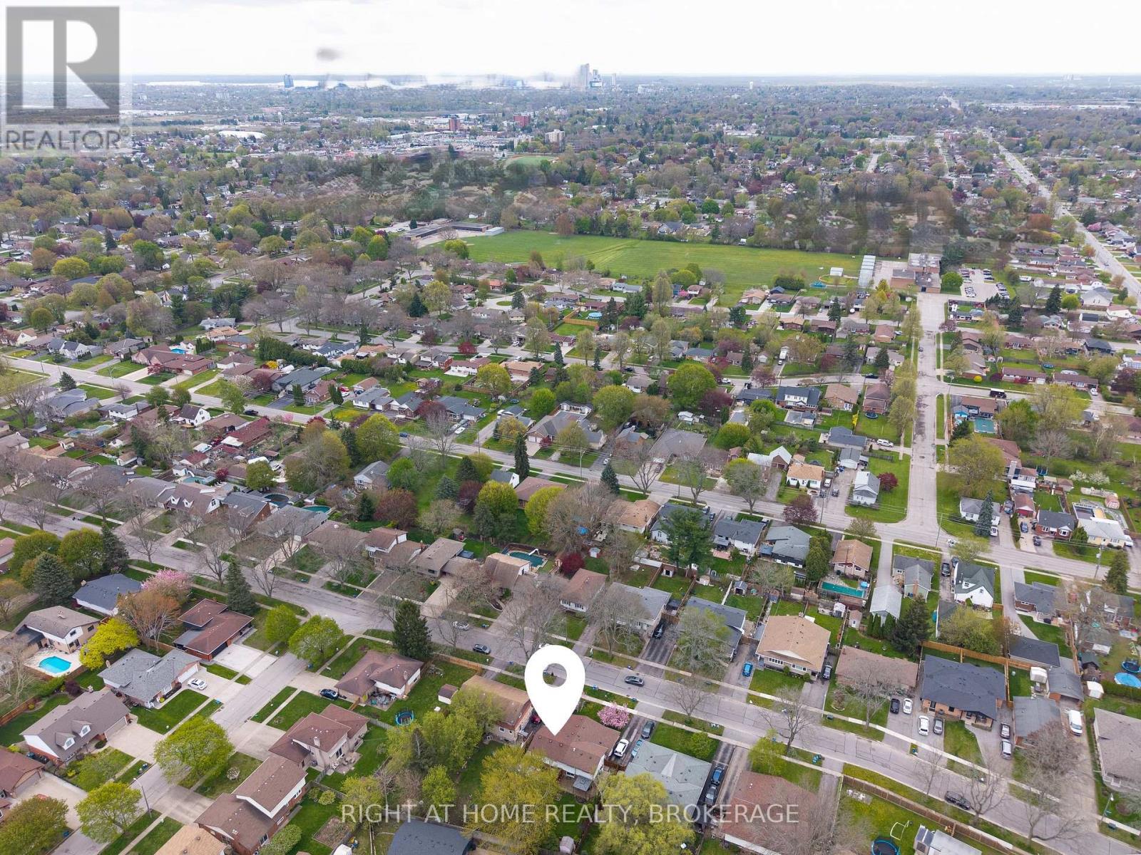 6763 Wilinger Street, Niagara Falls, Ontario  L2J 2B4 - Photo 39 - X13828462