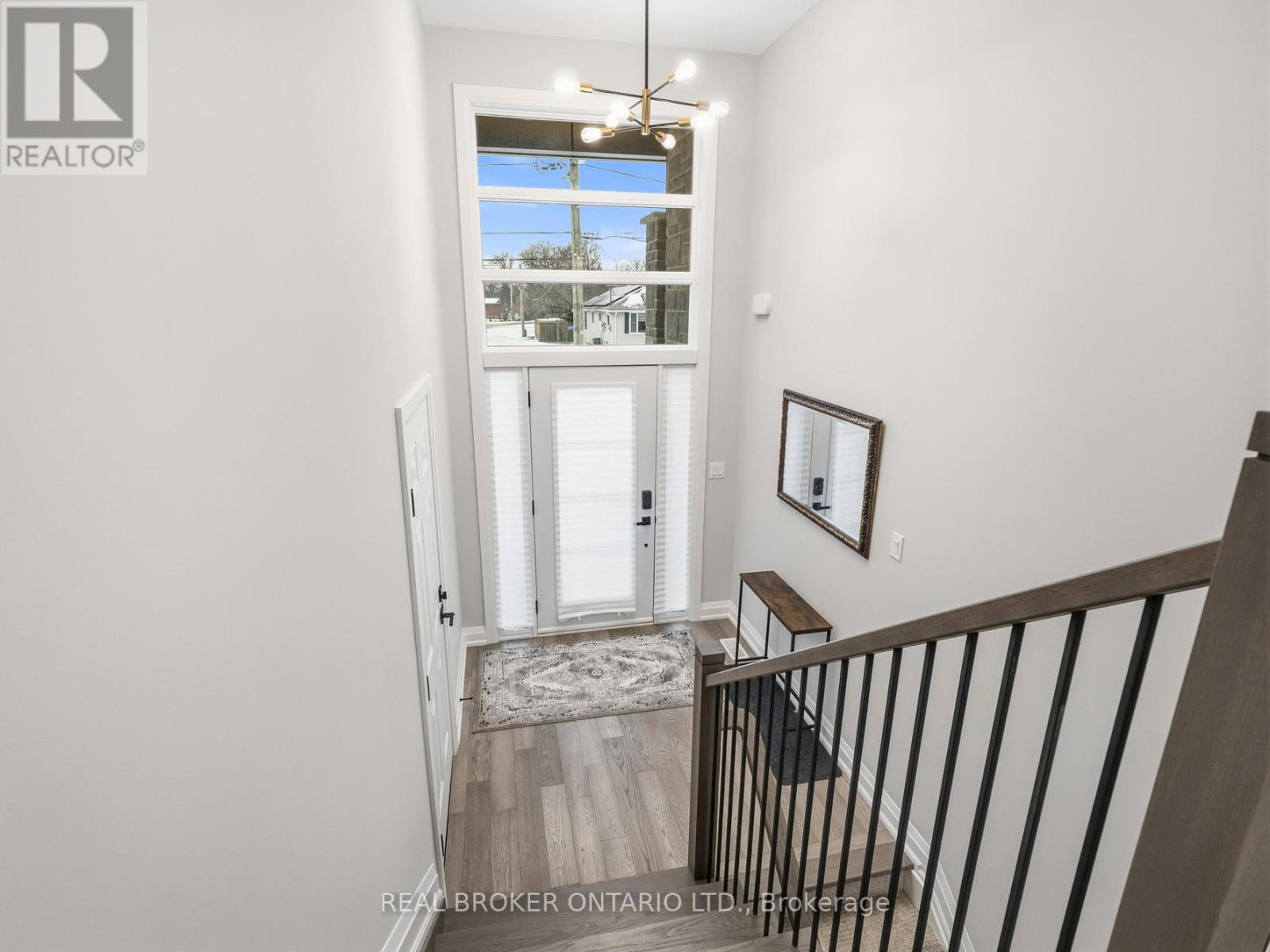 230 Knoll Street, Port Colborne, Ontario  L3K 5B6 - Photo 4 - X13828484