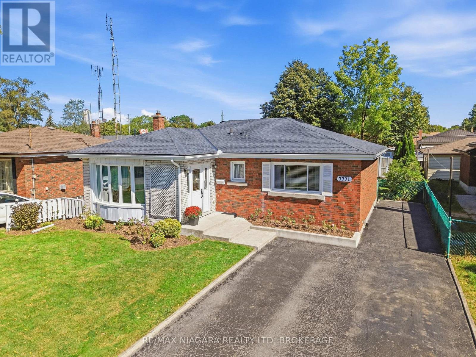 7771 WILSON CRESCENT, Niagara Falls, Ontario