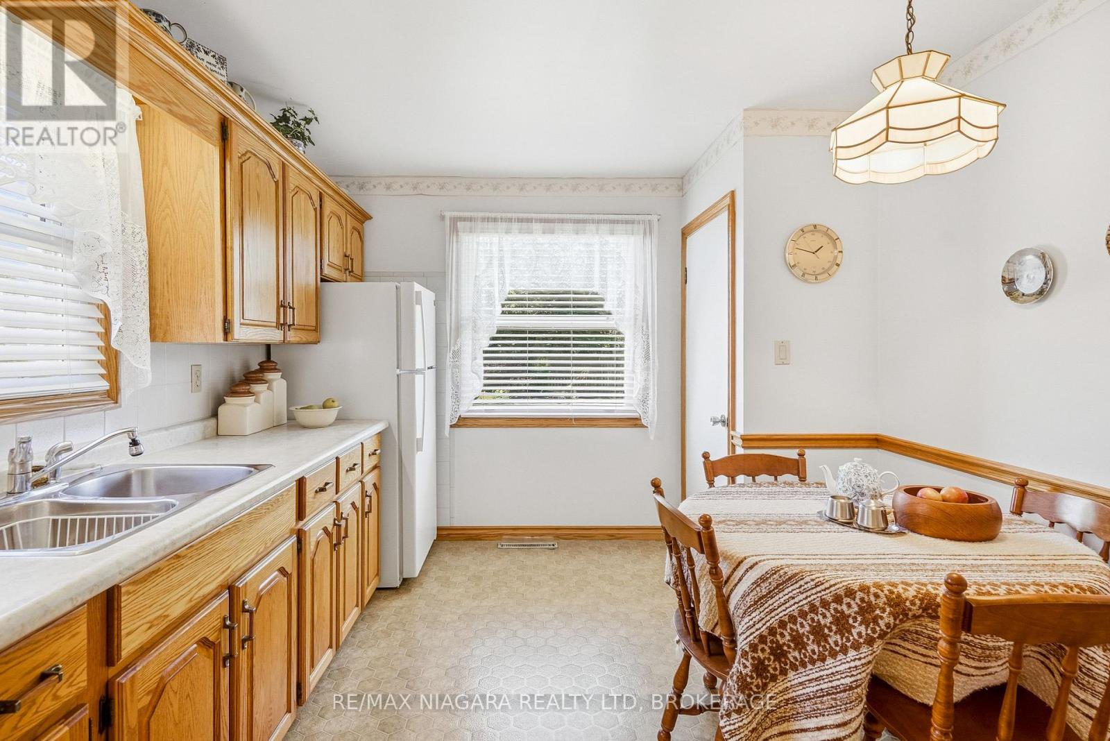 7771 Wilson Crescent, Niagara Falls, Ontario  L2G 4S6 - Photo 12 - X13829096