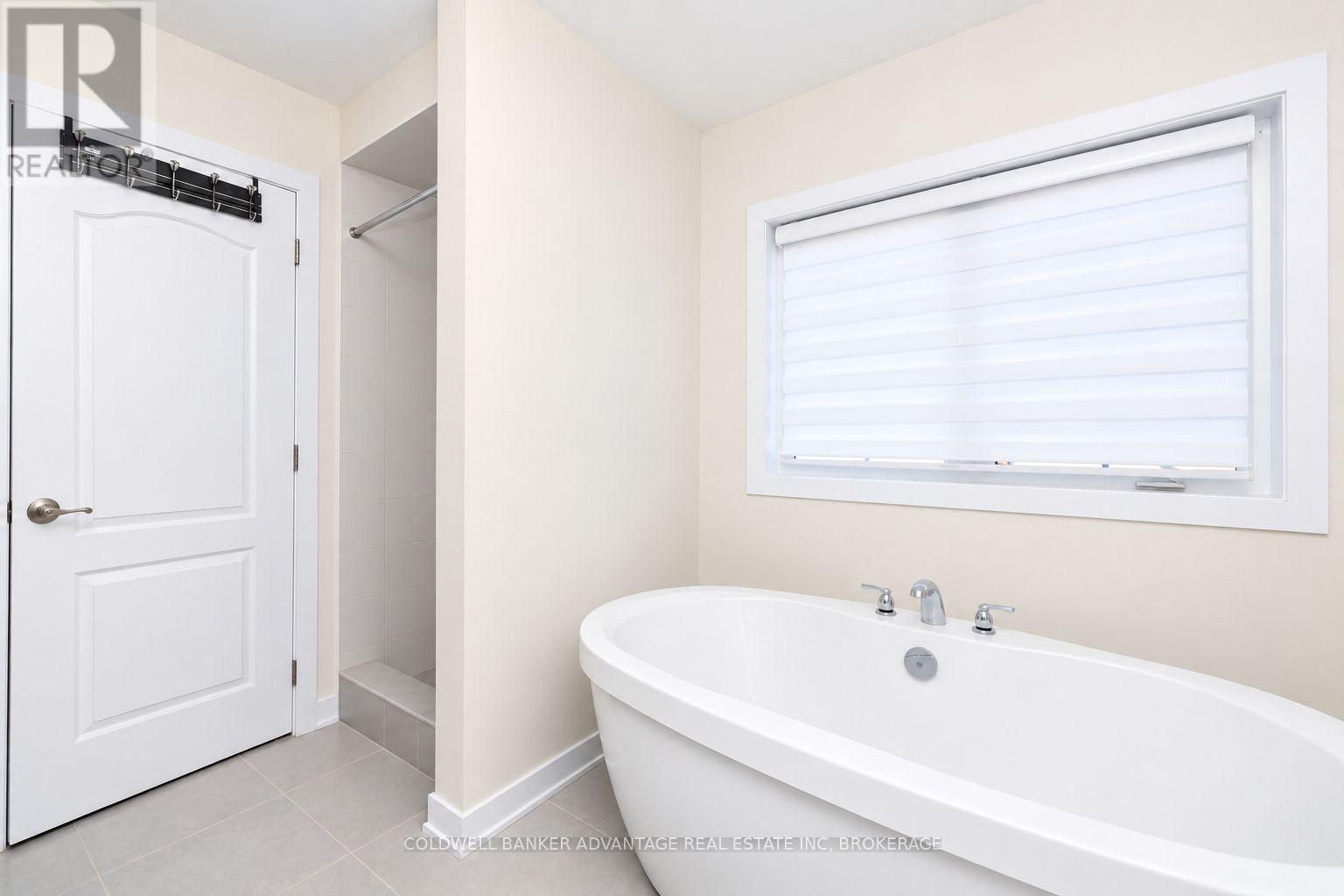 8 Downriver Drive, Welland, Ontario  L3B 0M5 - Photo 16 - X13829292