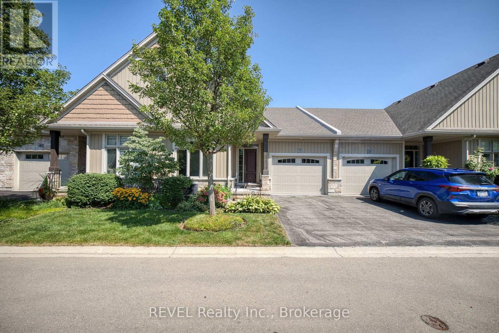 38 Sandalwood Common, St. Catharines, Ontario  L2M 0B3 - Photo 2 - X13829392