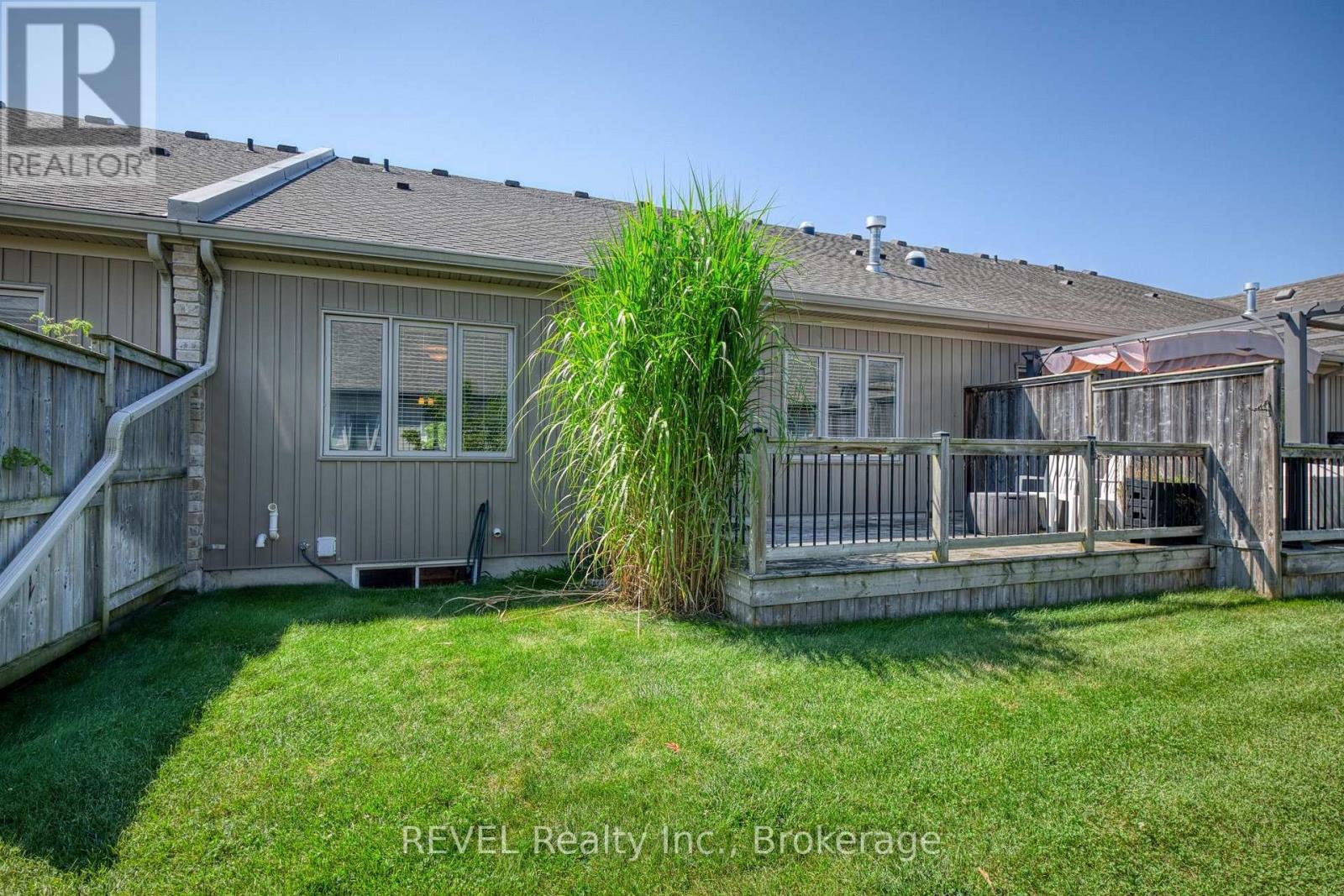 38 Sandalwood Common, St. Catharines, Ontario  L2M 0B3 - Photo 31 - X13829392