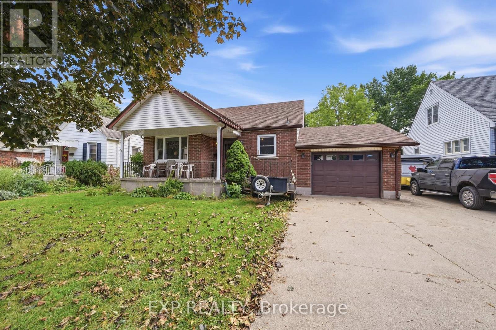 6518 CRAWFORD STREET, Niagara Falls, Ontario