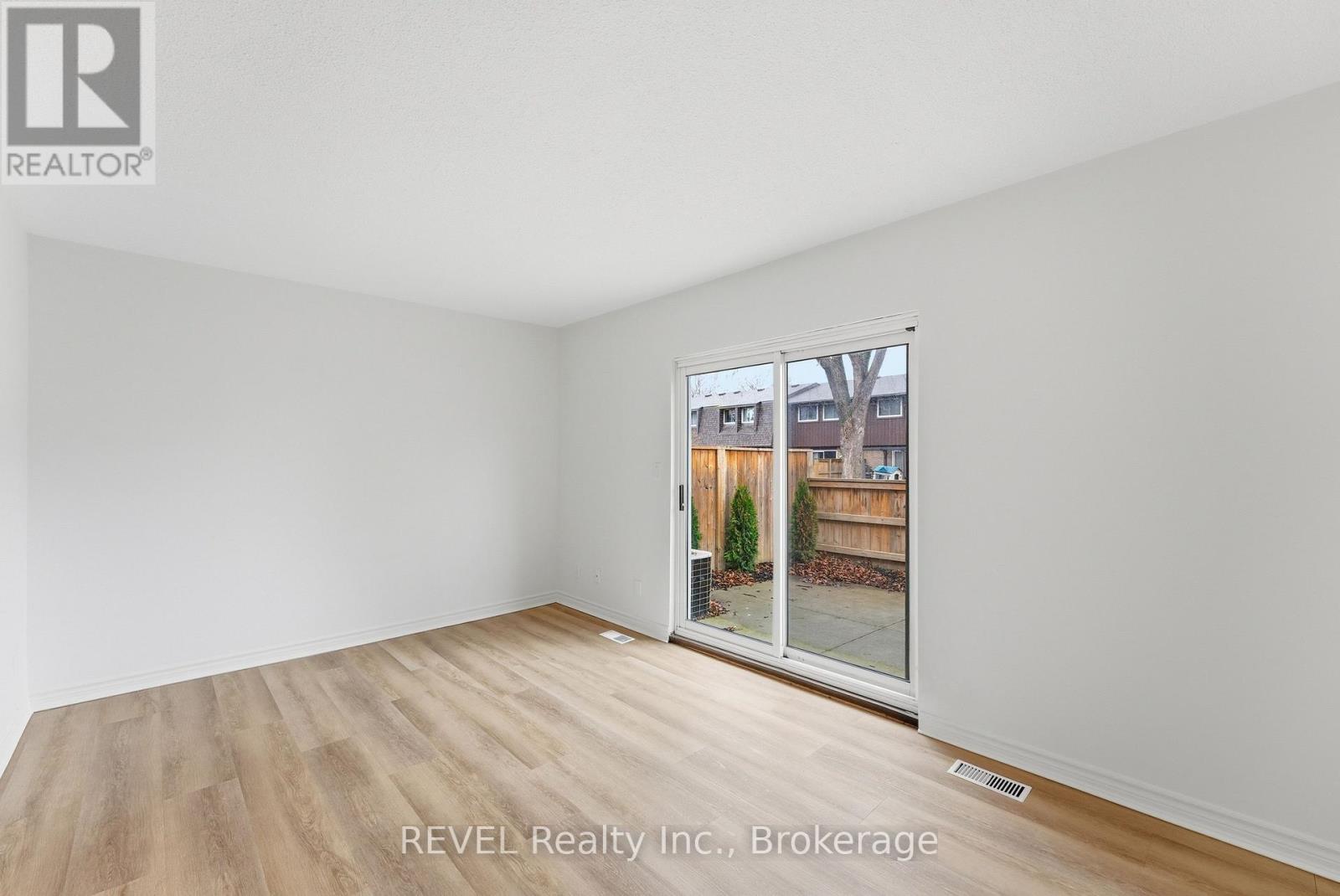 15 - 151 Linwell Road, St. Catharines, Ontario  L2N 6P3 - Photo 14 - X13829990