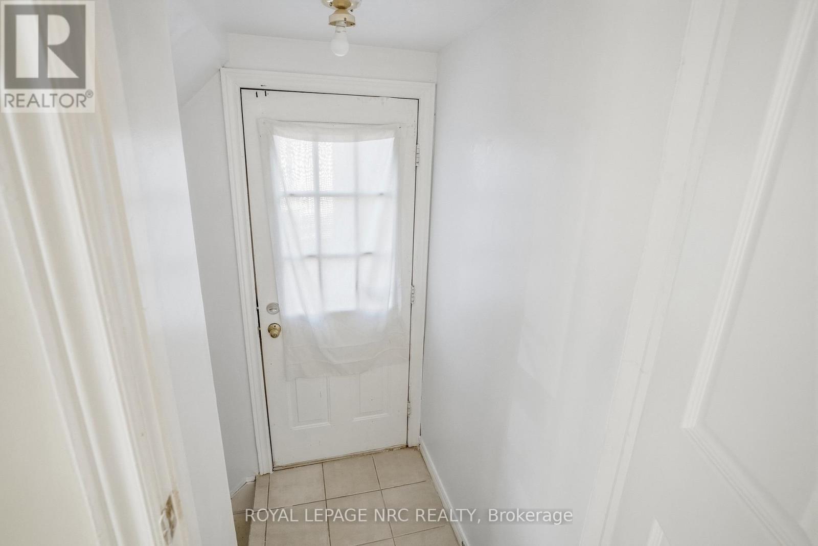 6033 Wildrose Crescent, Niagara Falls, Ontario  L2G 7T2 - Photo 17 - X13831316