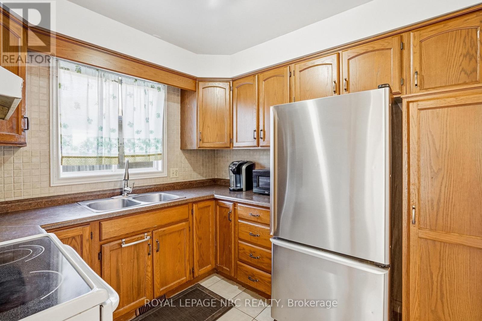 6033 Wildrose Crescent, Niagara Falls, Ontario  L2G 7T2 - Photo 9 - X13831316