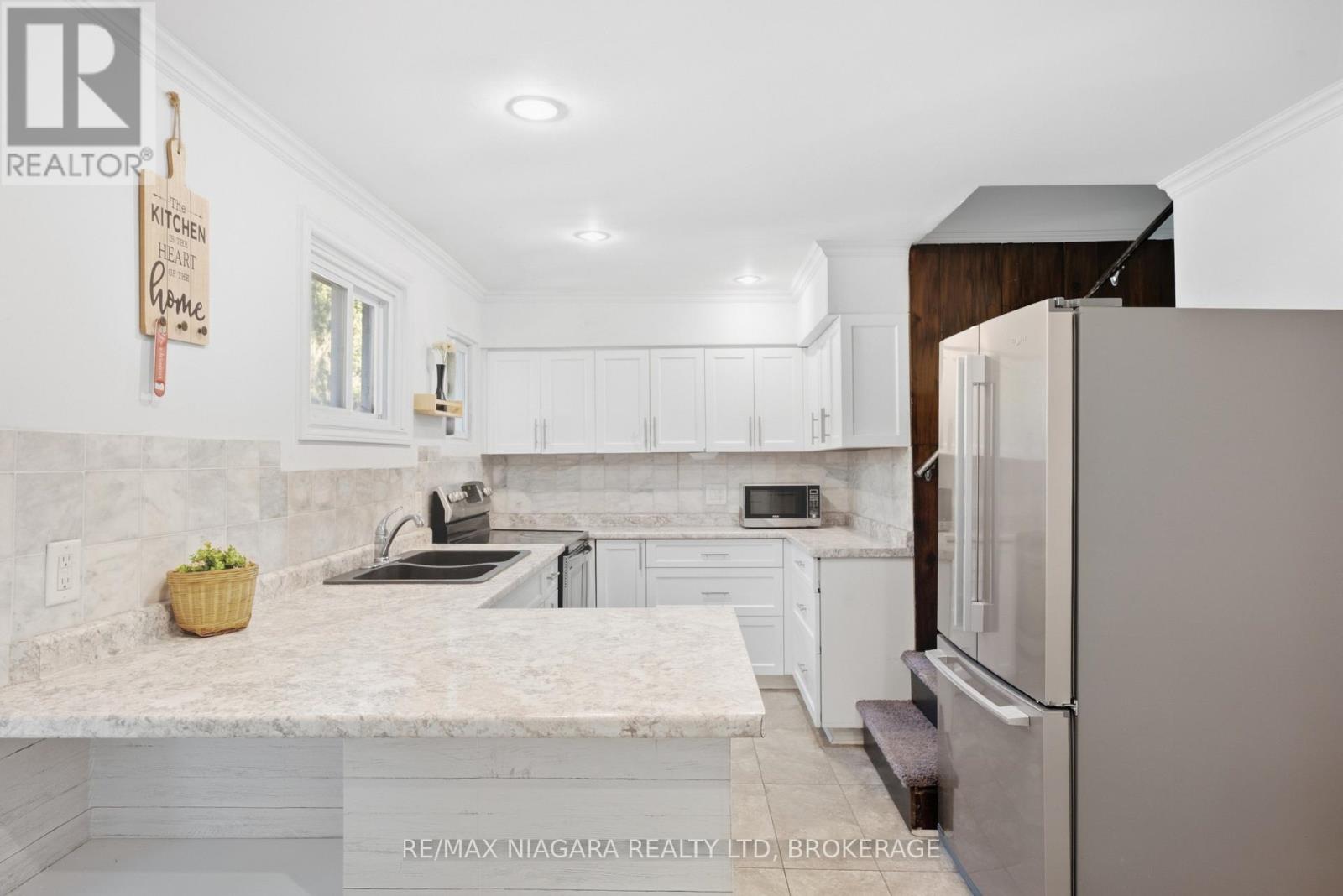 6525 Oneil Street, Niagara Falls, Ontario  L2J 1M7 - Photo 13 - X13831330