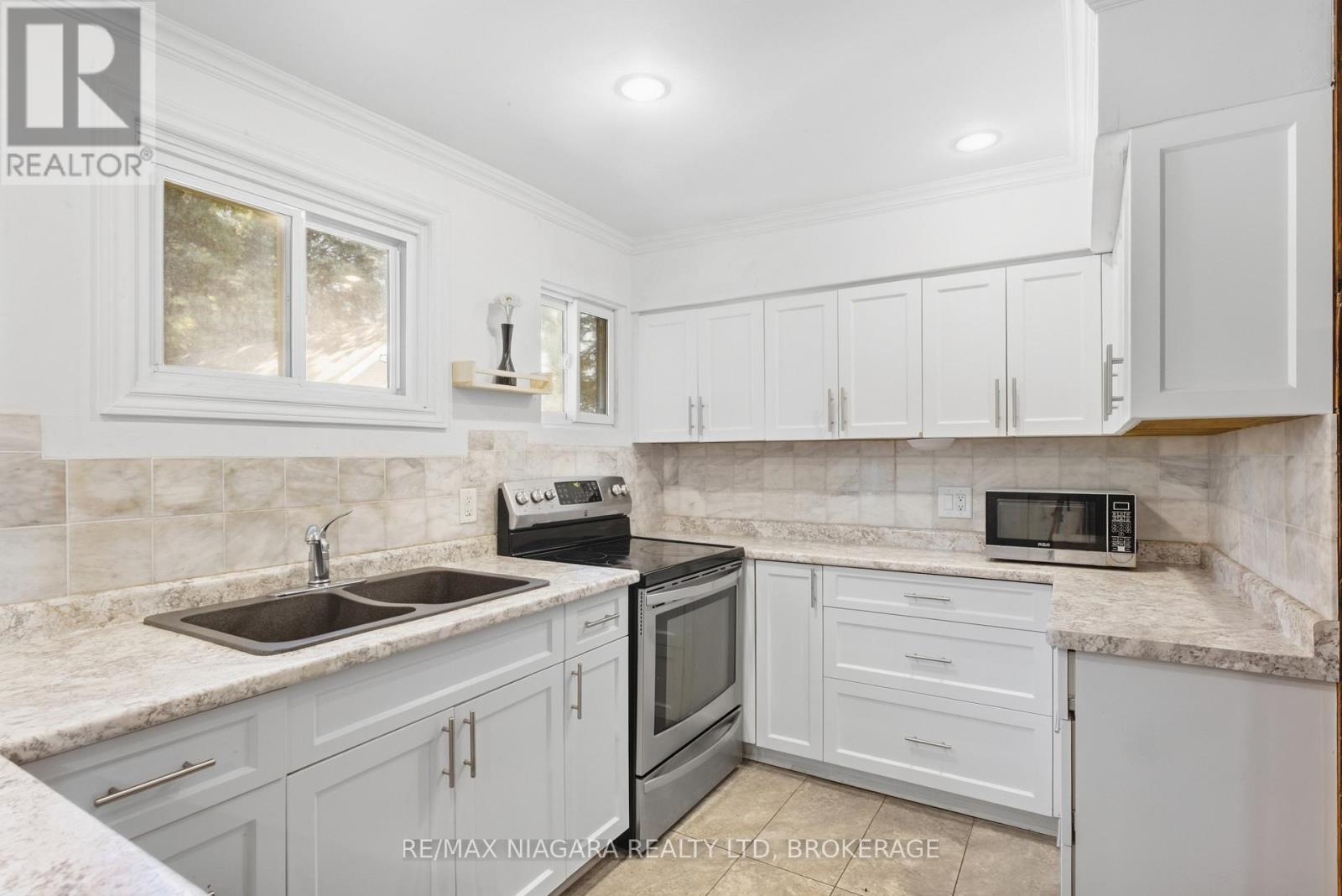 6525 Oneil Street, Niagara Falls, Ontario  L2J 1M7 - Photo 16 - X13831330