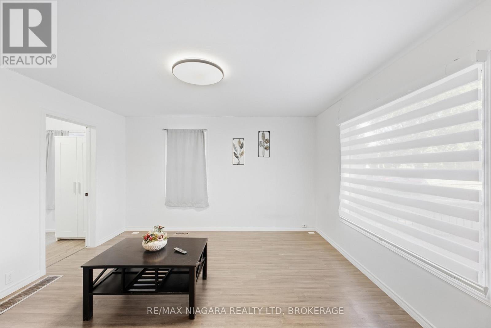 6525 Oneil Street, Niagara Falls, Ontario  L2J 1M7 - Photo 6 - X13831330