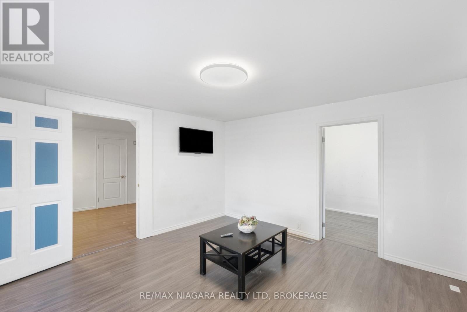 6525 Oneil Street, Niagara Falls, Ontario  L2J 1M7 - Photo 7 - X13831330
