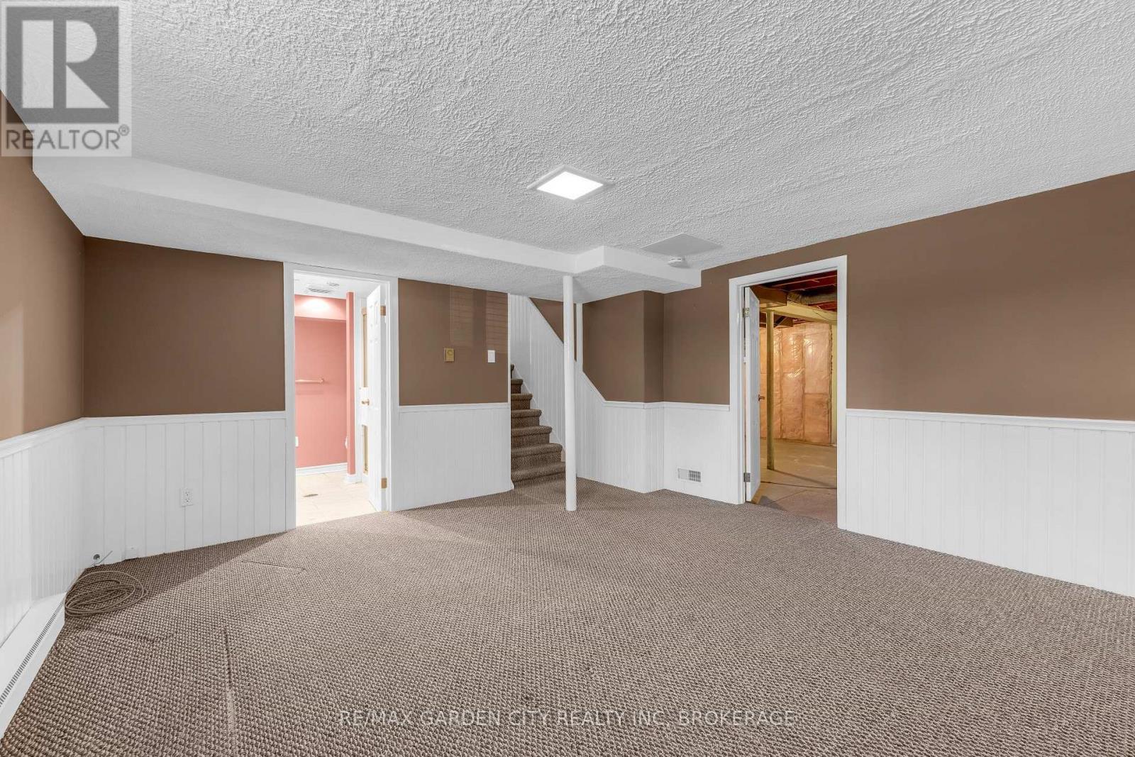 4 Manor Road, St. Catharines, Ontario  L2N 3B5 - Photo 17 - X13831770