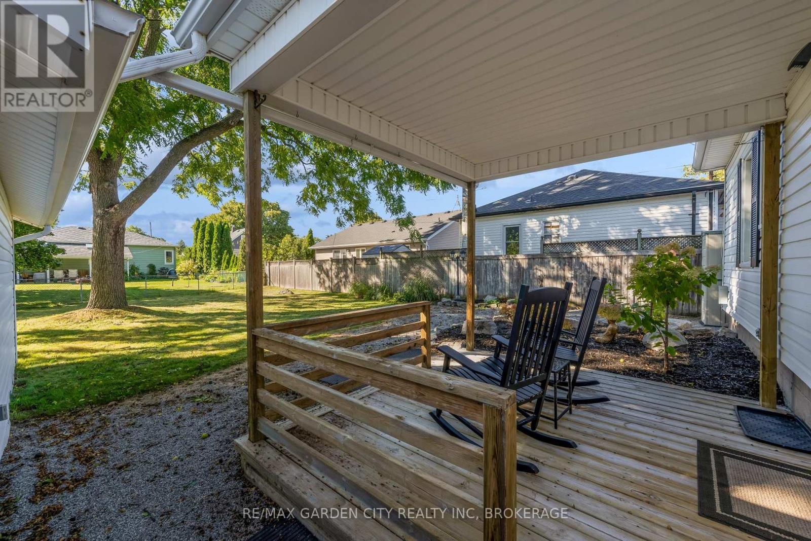 4 Manor Road, St. Catharines, Ontario  L2N 3B5 - Photo 23 - X13831770