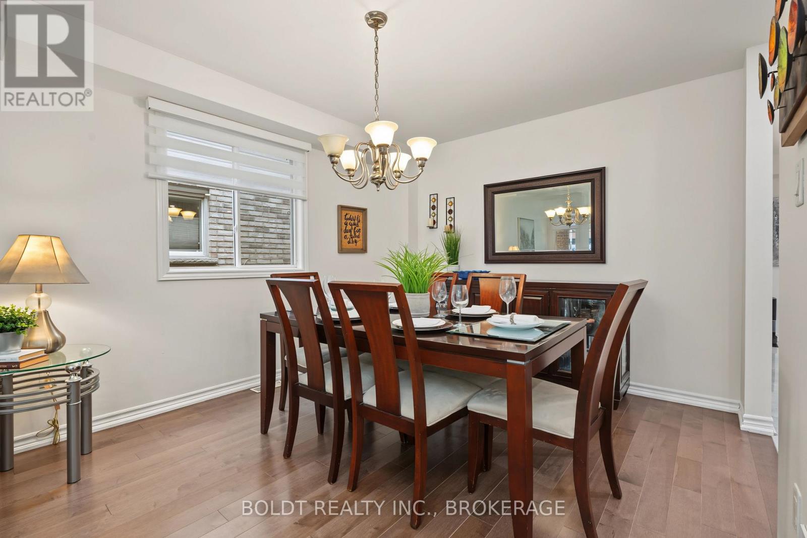 17 Valridge Court, Hamilton, Ontario  L9G 4Y5 - Photo 10 - X13831854
