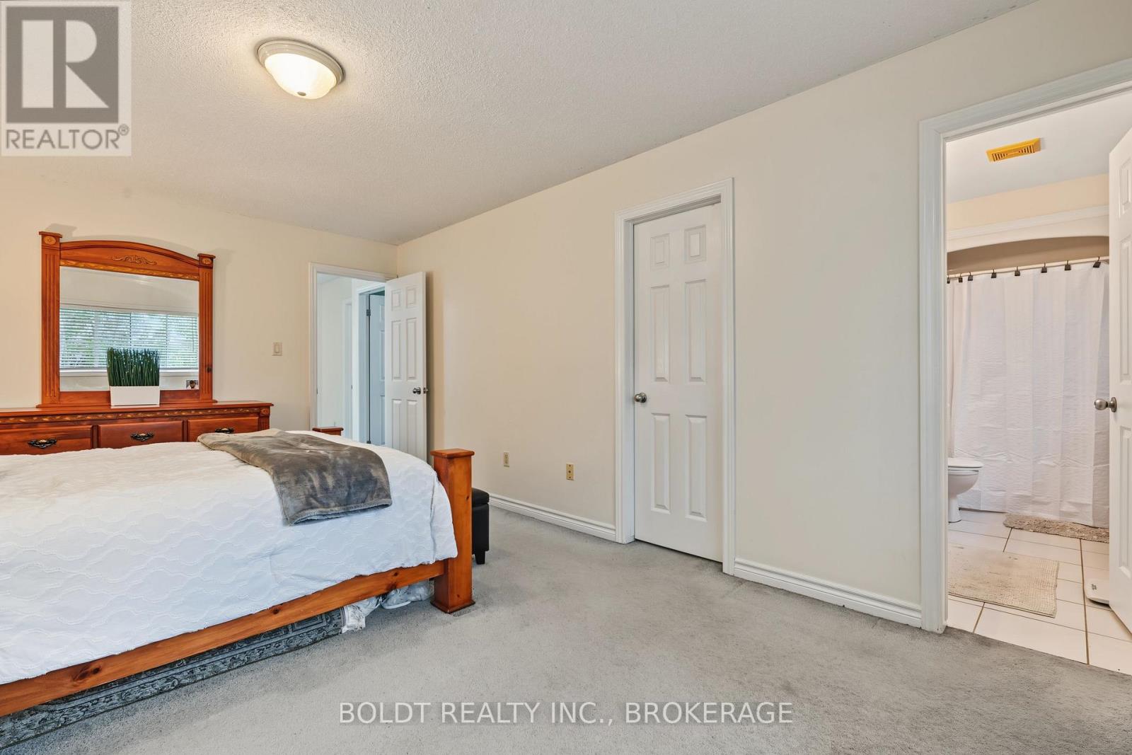17 Valridge Court, Hamilton, Ontario  L9G 4Y5 - Photo 22 - X13831854