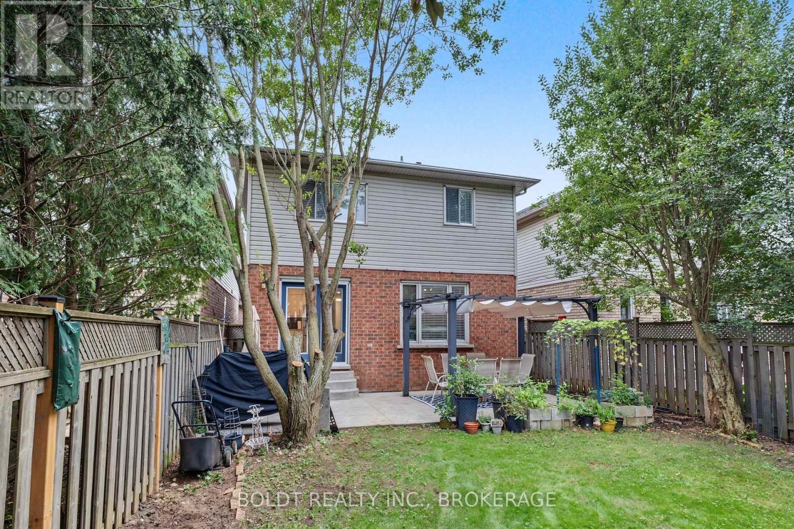 17 Valridge Court, Hamilton, Ontario  L9G 4Y5 - Photo 44 - X13831854
