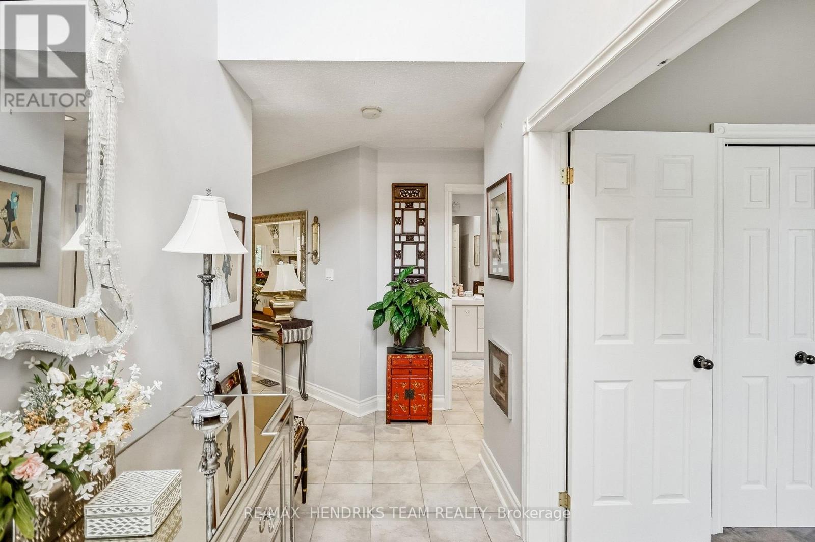 505 Albany Street, Fort Erie, Ontario  L2A 6L6 - Photo 4 - X13832102