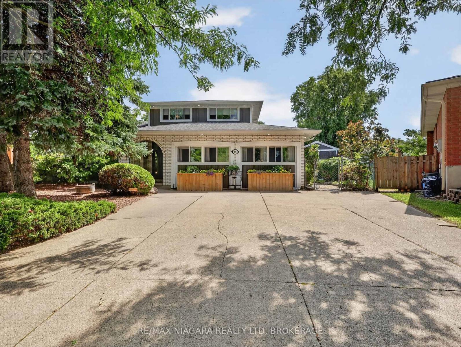14 Fairlawn Court, St. Catharines, Ontario  L2M 7K4 - Photo 2 - X13832844