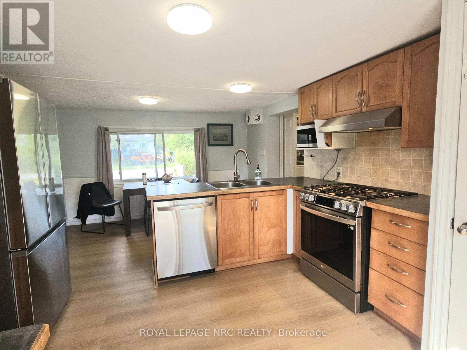3093 Hyman Avenue, Fort Erie, Ontario  L0S 1N0 - Photo 10 - X13832986