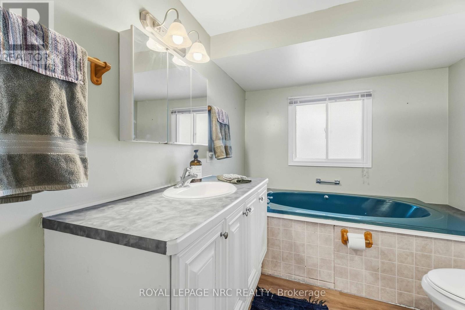 3093 Hyman Avenue, Fort Erie, Ontario  L0S 1N0 - Photo 15 - X13832986