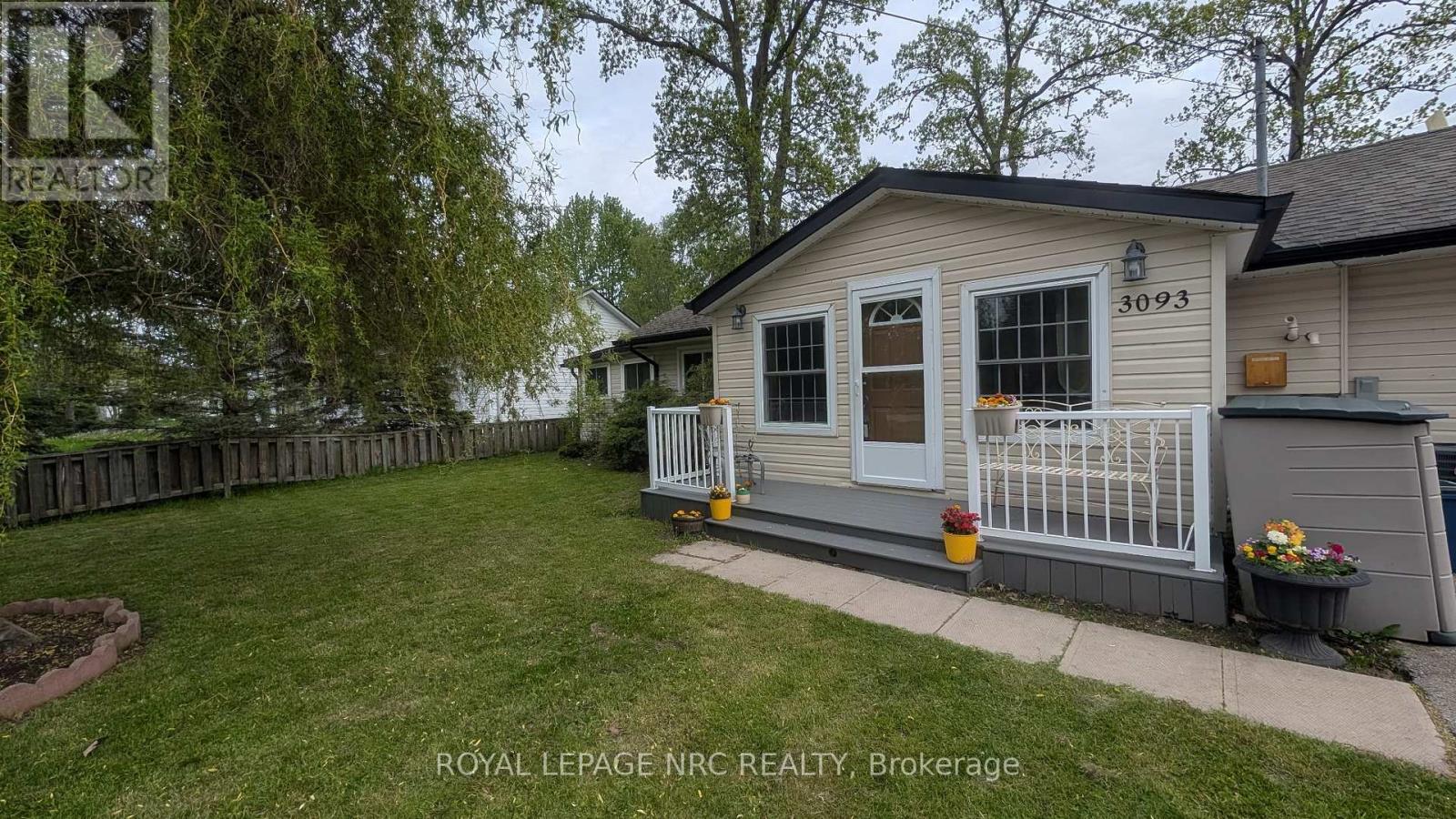 3093 Hyman Avenue, Fort Erie, Ontario  L0S 1N0 - Photo 2 - X13832986