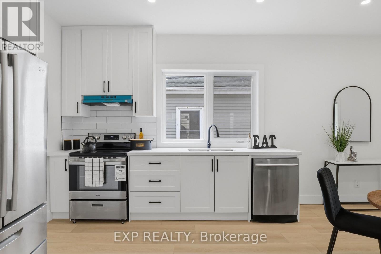 134 Sterling Street, London East, Ontario  N5Y 1Y8 - Photo 6 - X13833174