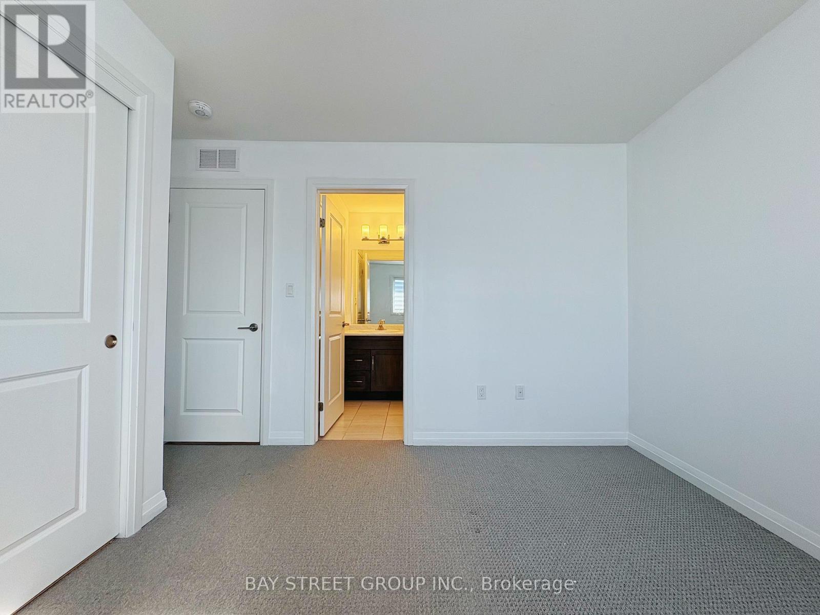 7405 Matteo Drive, Niagara Falls, Ontario  L2H 2Y6 - Photo 10 - X13833464