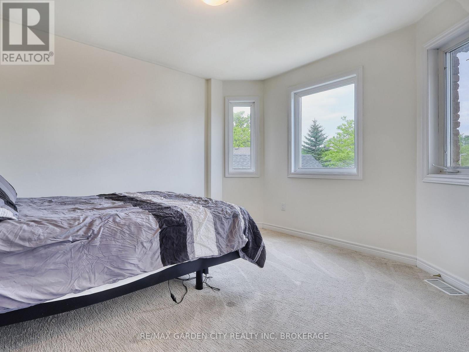 75 Jackson Court E, Welland, Ontario  L3C 7G4 - Photo 25 - X13833896
