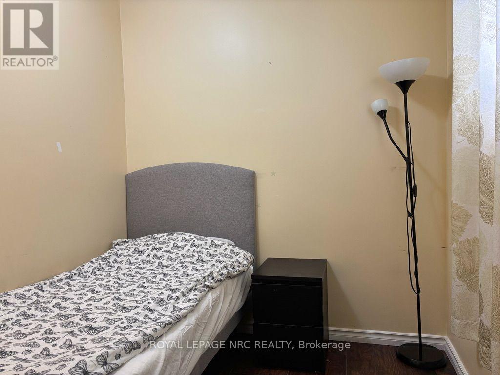 11 Rebecca Street, St. Catharines, Ontario  L2S 2G7 - Photo 6 - X13835202
