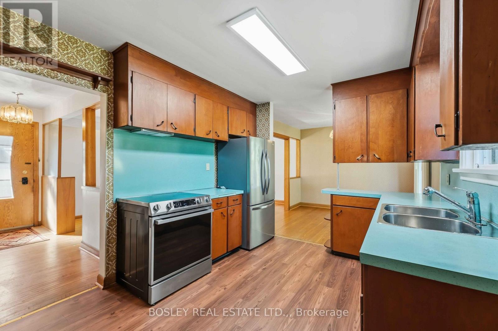 12 Glenhurst Circle, St. Catharines, Ontario  L2T 1Z1 - Photo 11 - X13835546