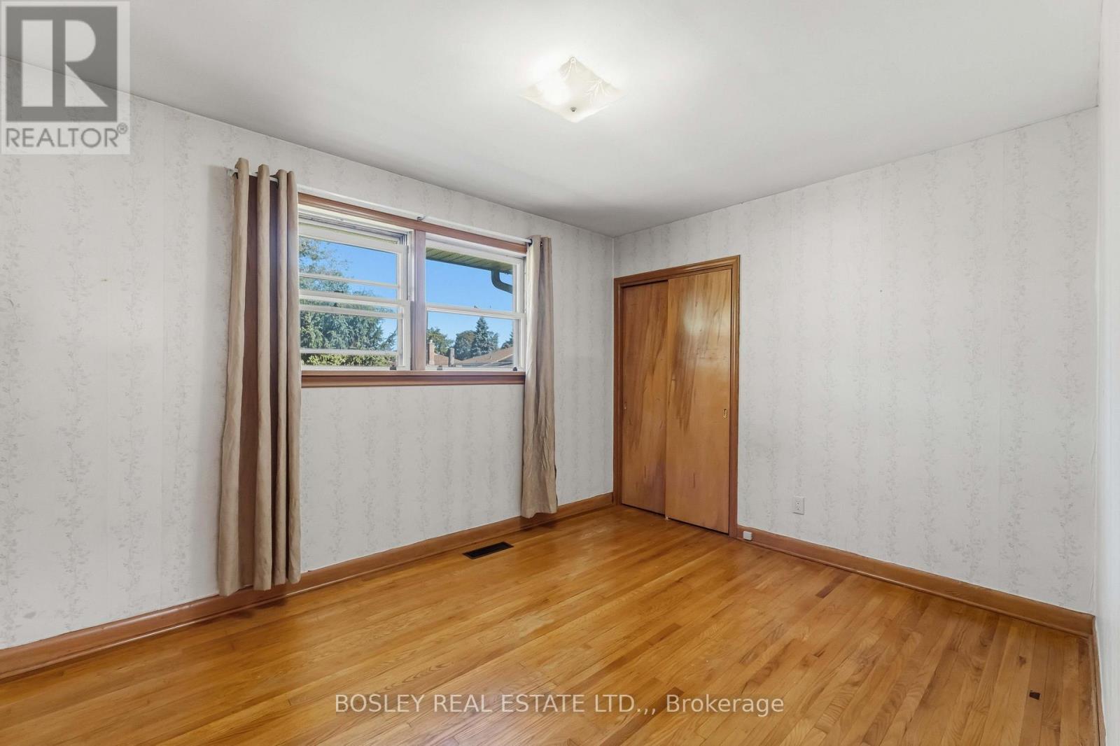 12 Glenhurst Circle, St. Catharines, Ontario  L2T 1Z1 - Photo 16 - X13835546