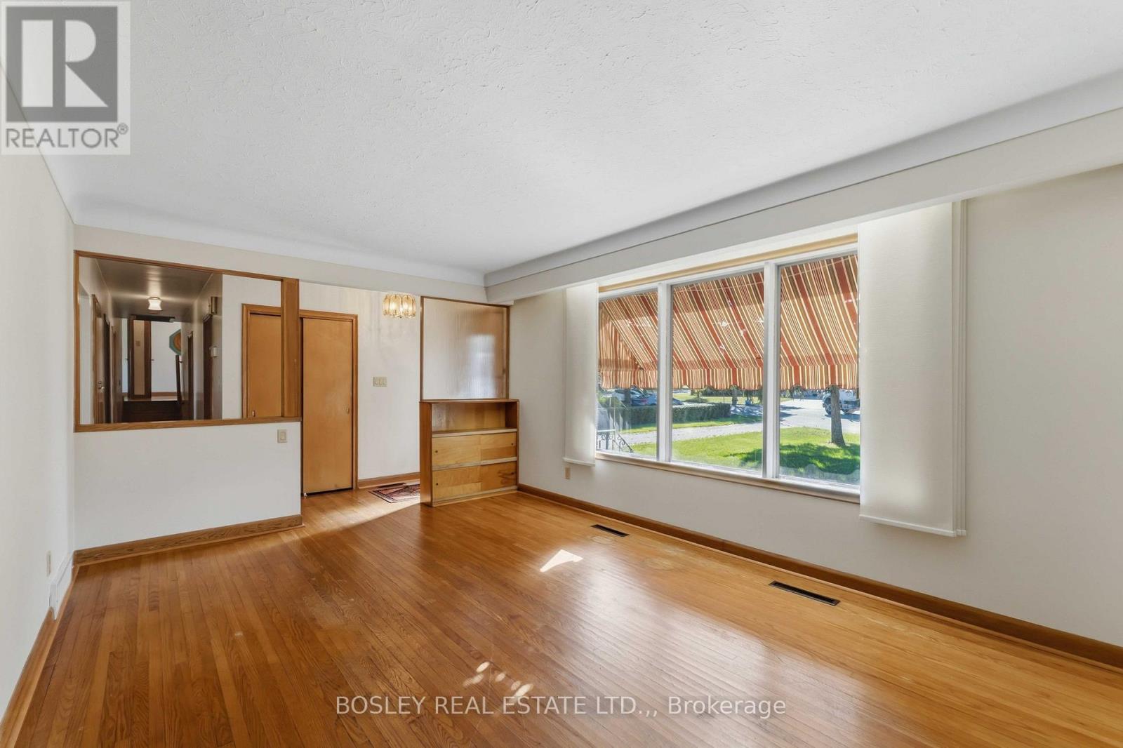 12 Glenhurst Circle, St. Catharines, Ontario  L2T 1Z1 - Photo 7 - X13835546