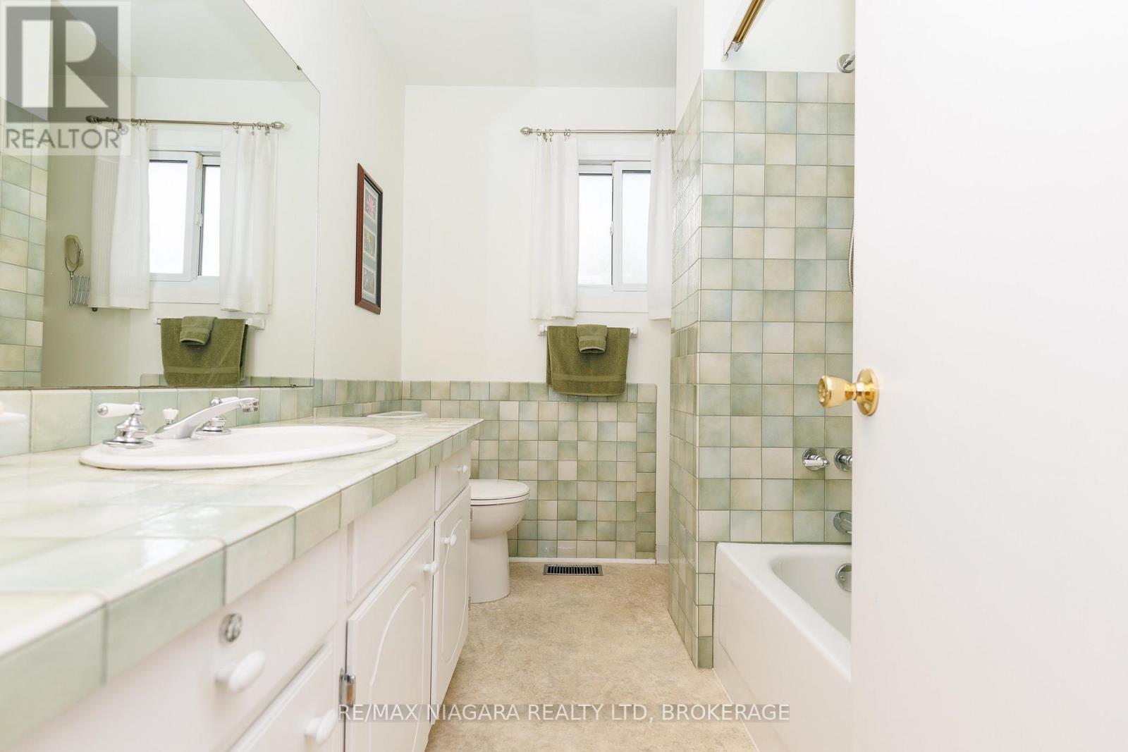 924 Daytona Drive, Fort Erie, Ontario  L2A 4Z8 - Photo 19 - X13835650