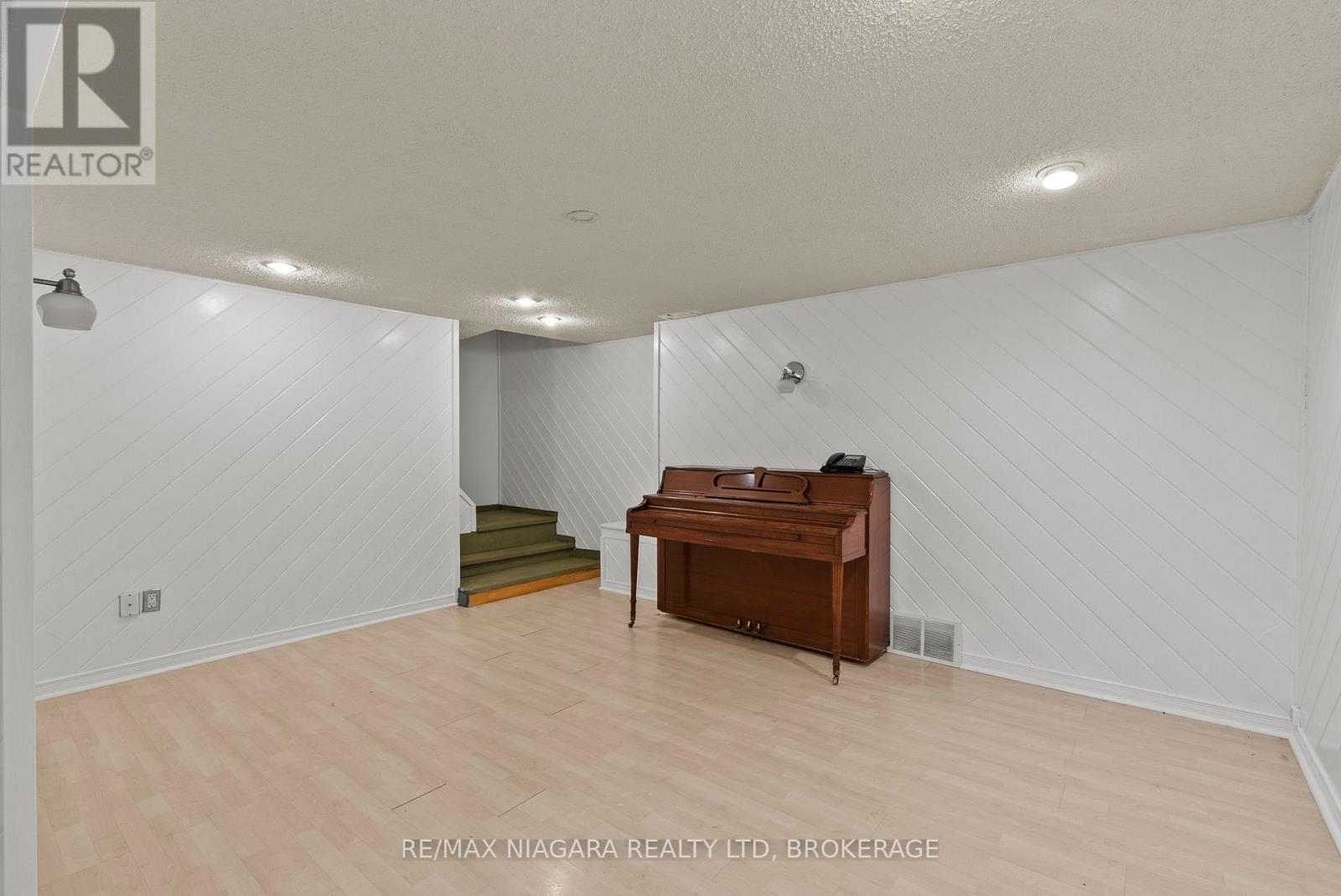 21 Garrison Village Drive, Niagara-On-The-Lake, Ontario  L0S 1J0 - Photo 29 - X13836112