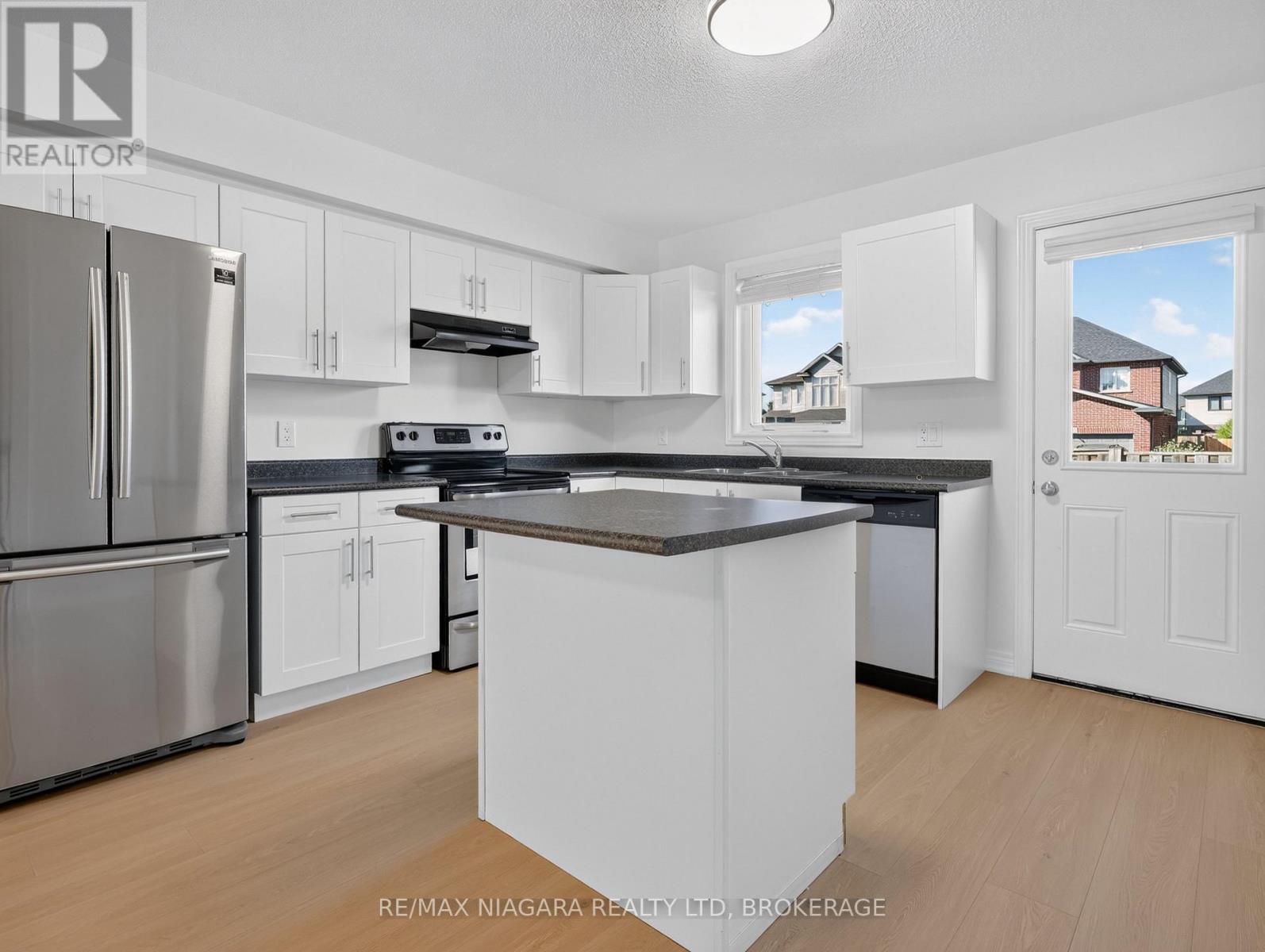 37 - 6118 Kelsey Crescent, Niagara Falls, Ontario  L2H 0M6 - Photo 12 - X13836204