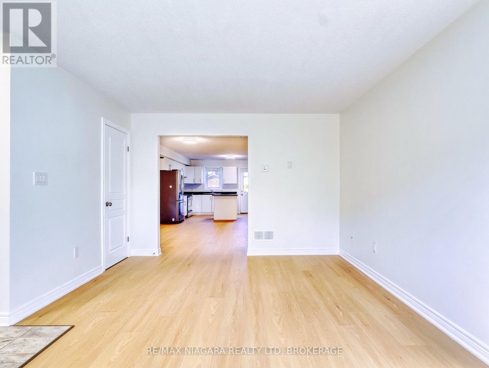 37 - 6118 Kelsey Crescent, Niagara Falls, Ontario  L2H 0M6 - Photo 5 - X13836204