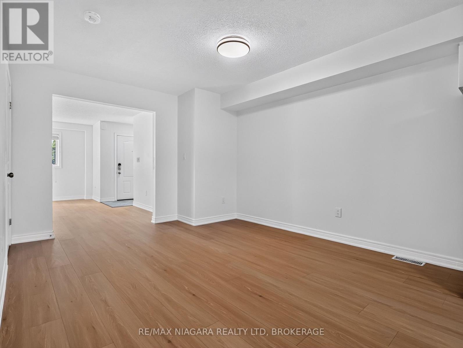 37 - 6118 Kelsey Crescent, Niagara Falls, Ontario  L2H 0M6 - Photo 9 - X13836204