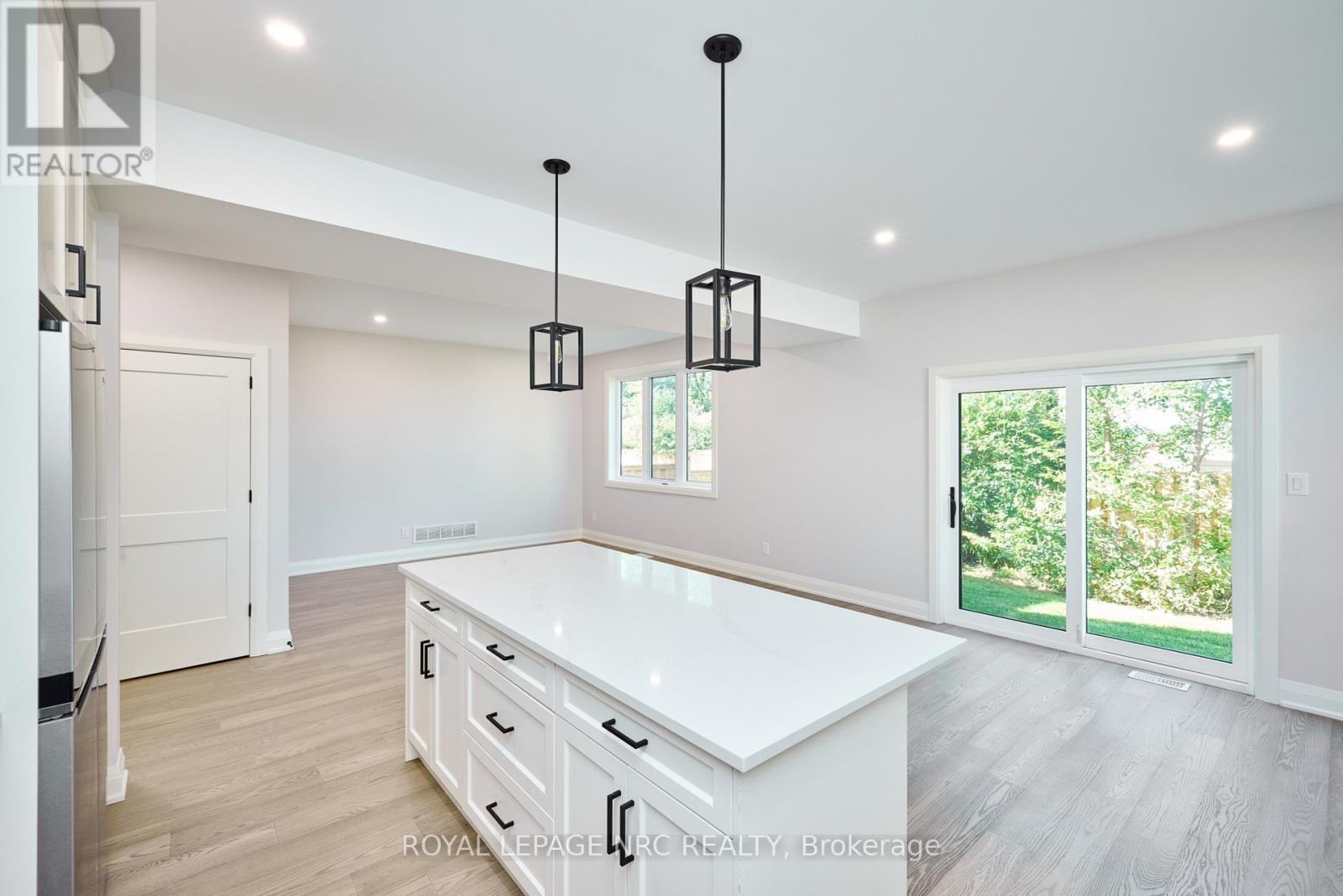 185 Hodgkins Avenue, Thorold, Ontario  L2V 1M2 - Photo 13 - X13836352
