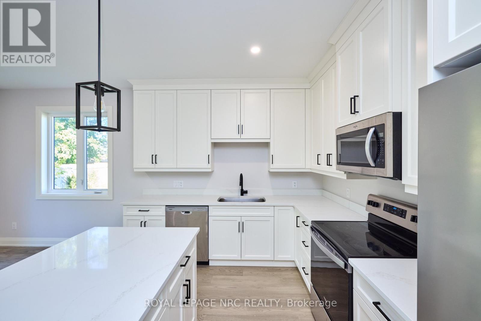185 Hodgkins Avenue, Thorold, Ontario  L2V 1M2 - Photo 14 - X13836352