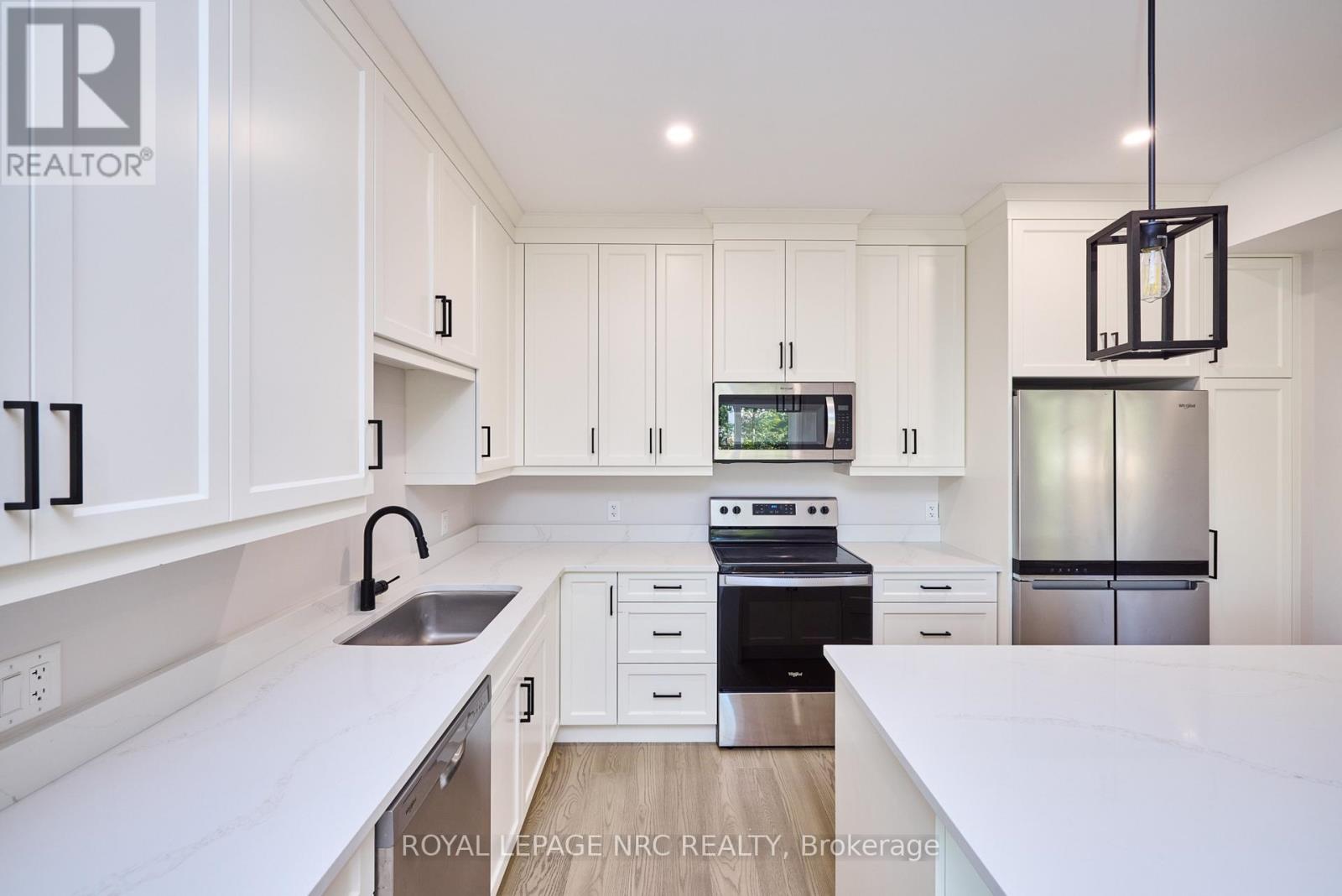185 Hodgkins Avenue, Thorold, Ontario  L2V 1M2 - Photo 15 - X13836352
