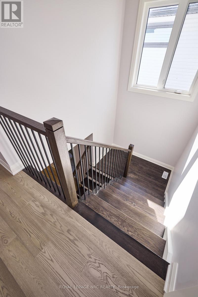 185 Hodgkins Avenue, Thorold, Ontario  L2V 1M2 - Photo 23 - X13836352