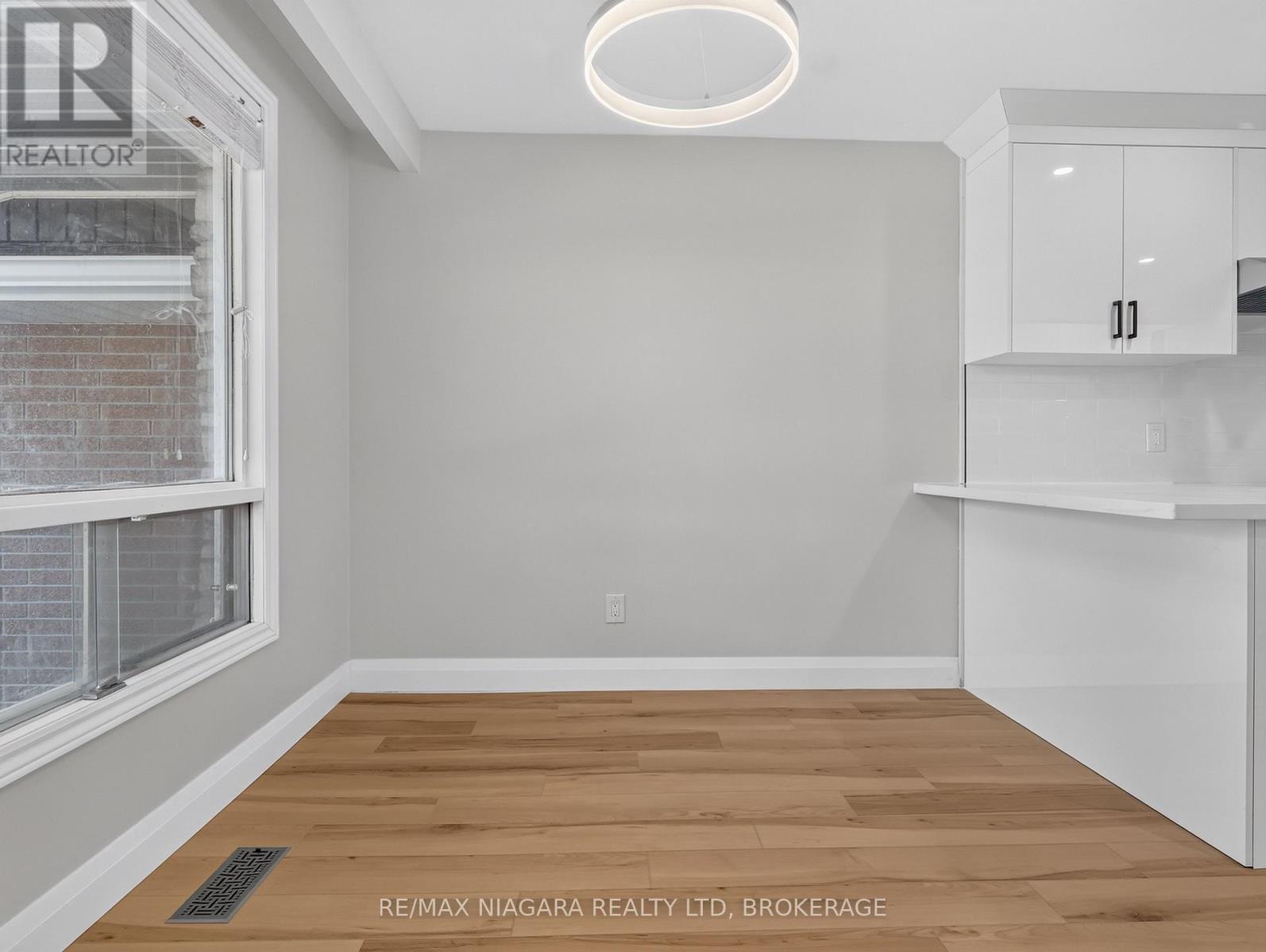 82 Regent Drive, St. Catharines, Ontario  L2M 3L7 - Photo 12 - X13836354