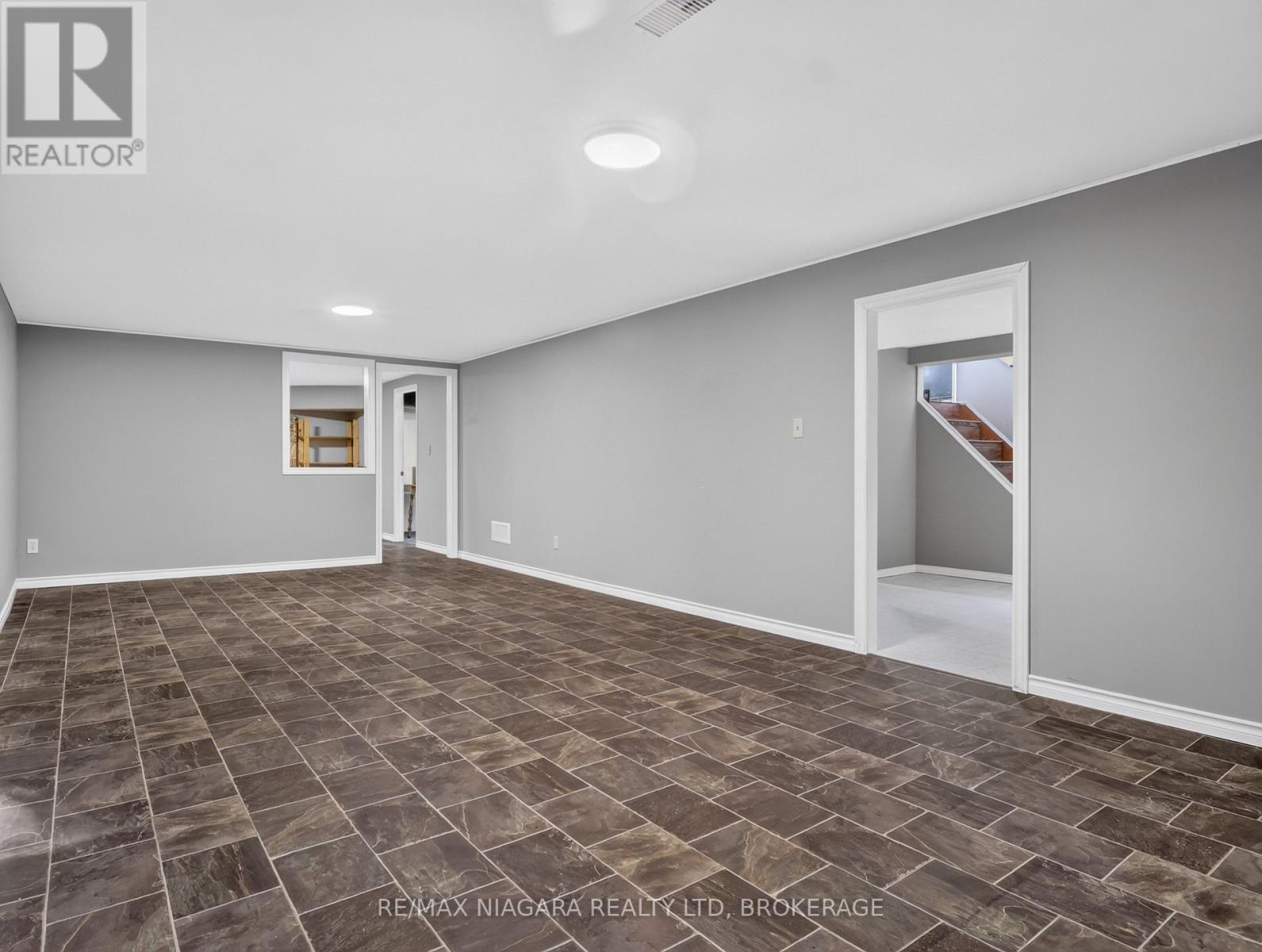 82 Regent Drive, St. Catharines, Ontario  L2M 3L7 - Photo 39 - X13836354